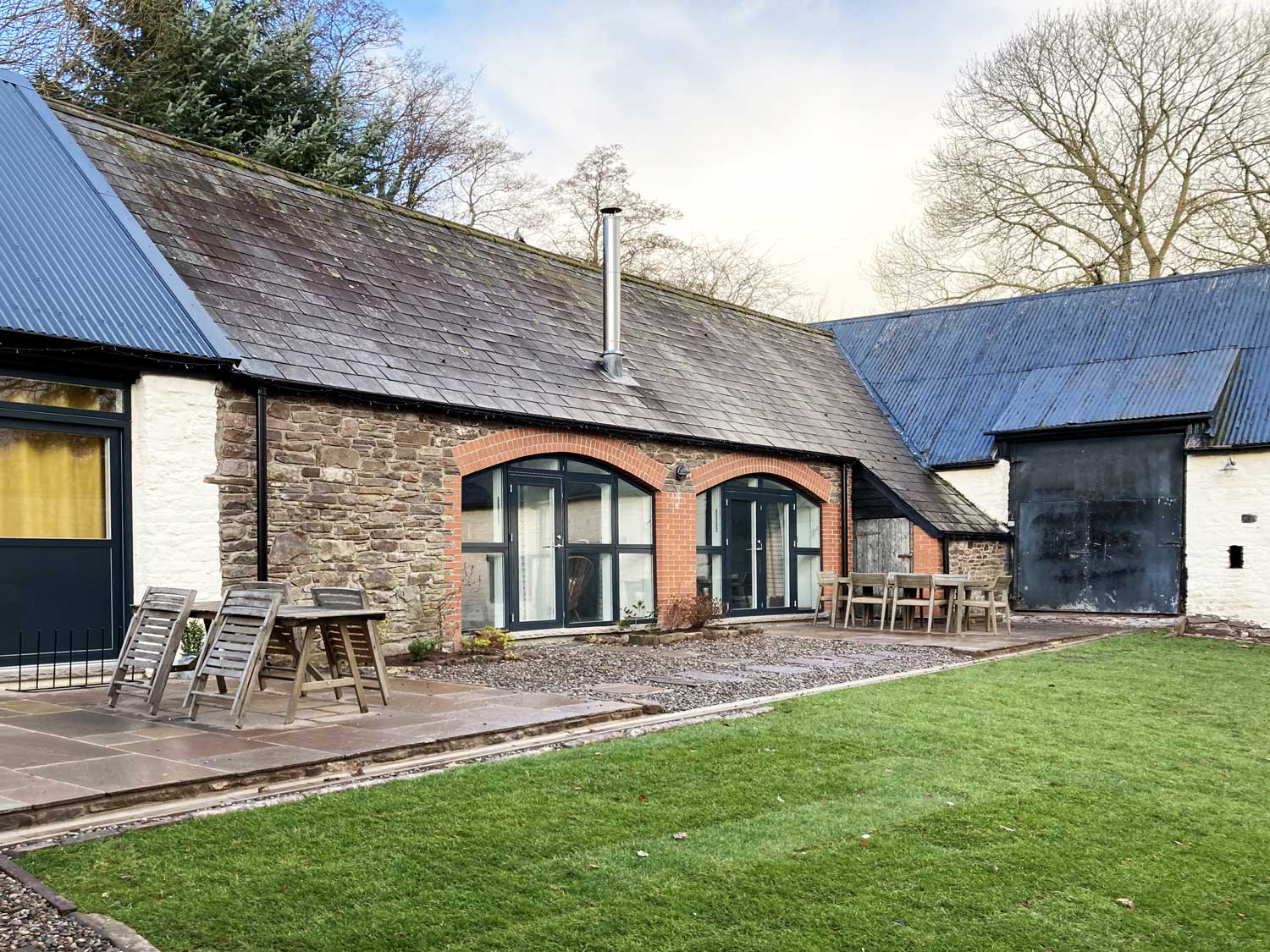 old-byre-outside